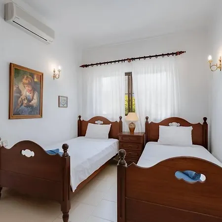 Rosado - Moradia 6 Com Ac, Jardim A 5 Min Do Centro De Дом отдыха Албуфейра